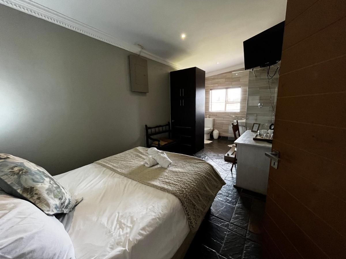 House Haven Guesthouse Порт-Элизабет Экстерьер фото