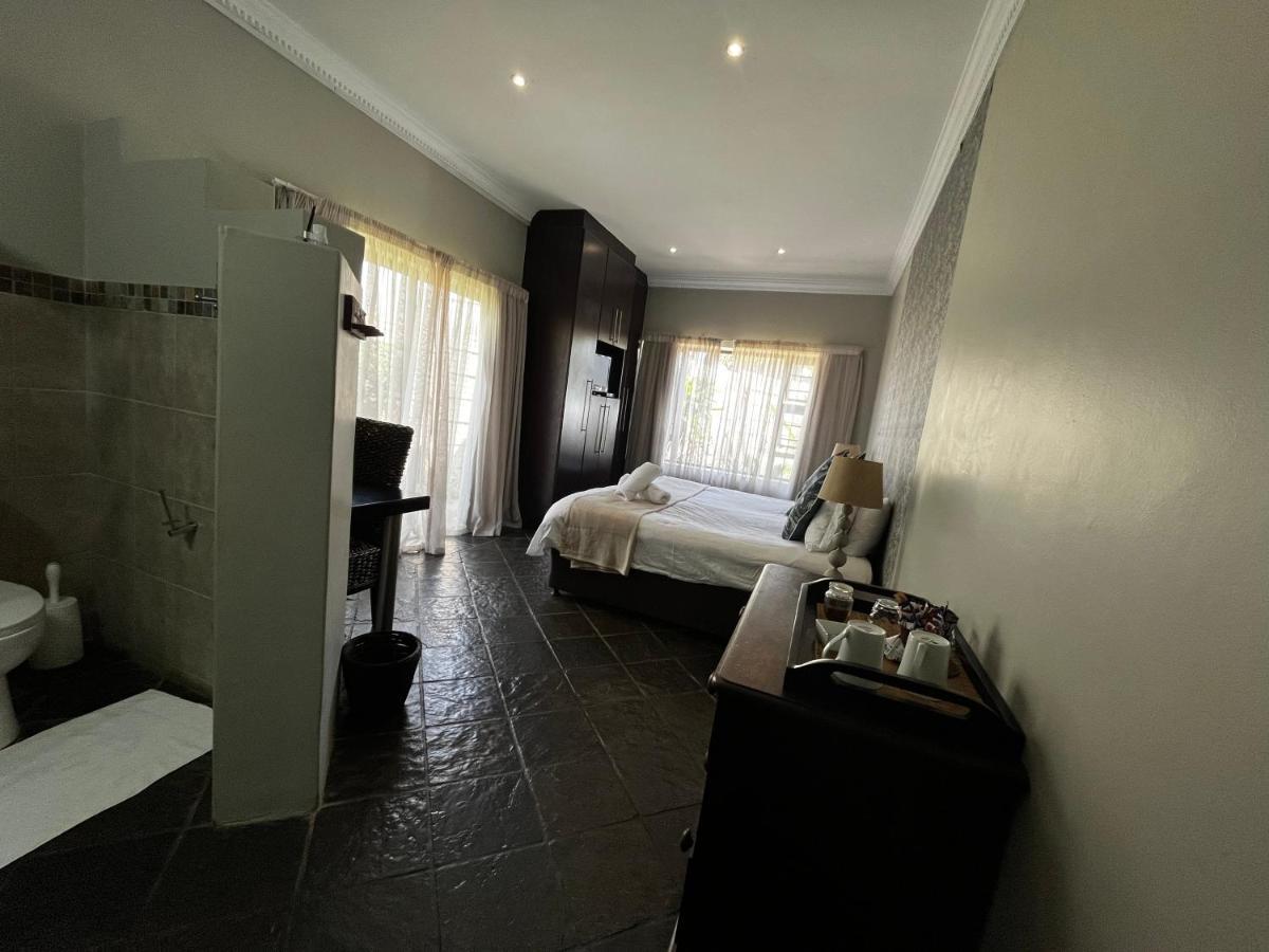 House Haven Guesthouse Порт-Элизабет Экстерьер фото